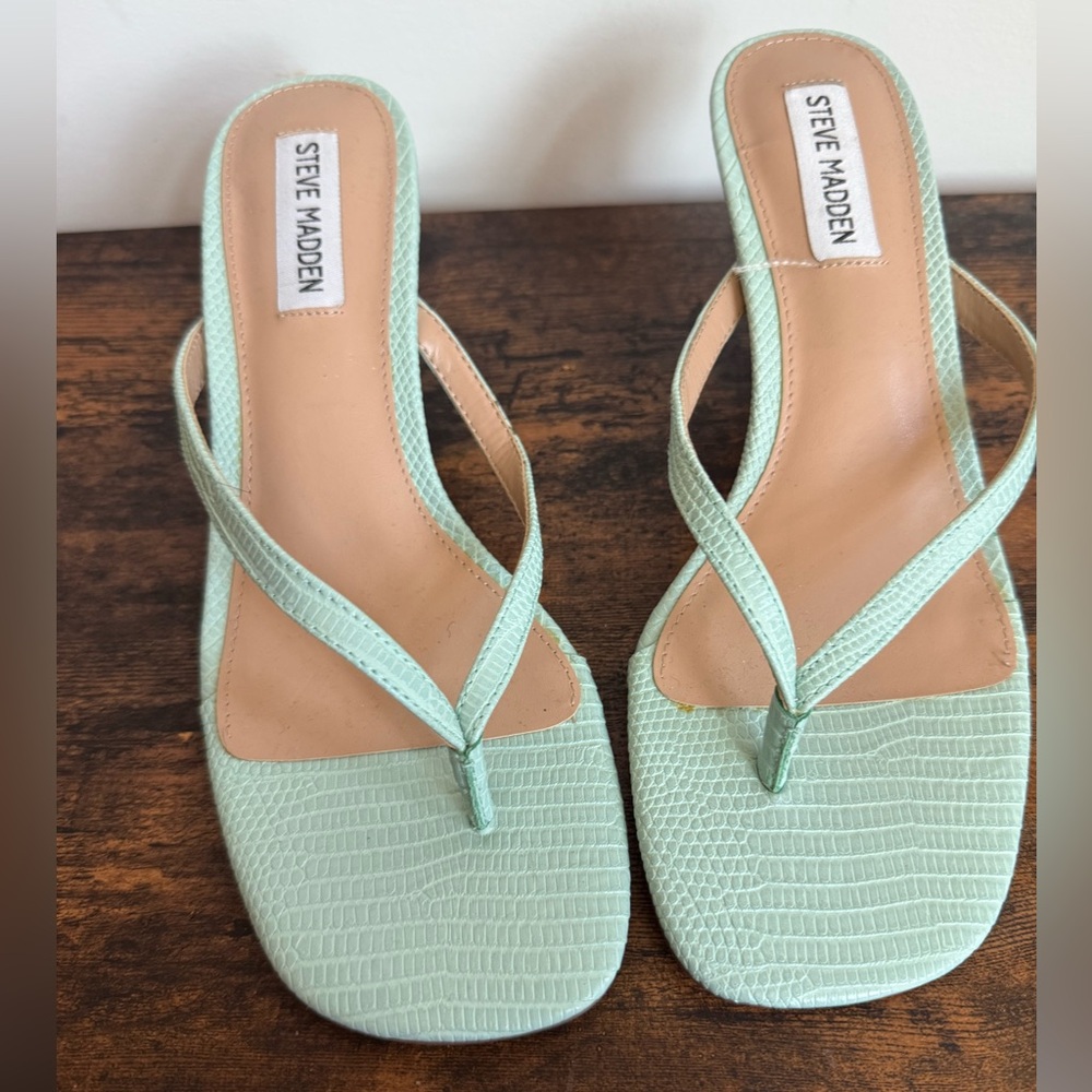 Steve Madden sandals